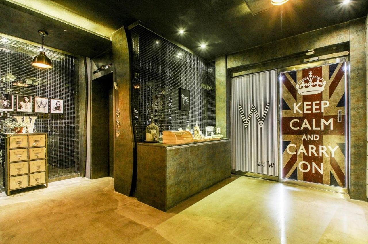 W Boutique Hotel Gimhae Екстериор снимка